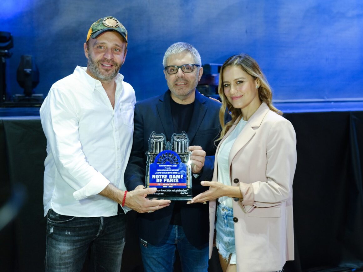 TRE GIORNI DA RECORD CON NOTRE DAME DE PARIS A REGGIO CALABRIA TRE GIORNI DA RECORD CON NOTRE DAME DE PARIS A REGGIO CALABRIA