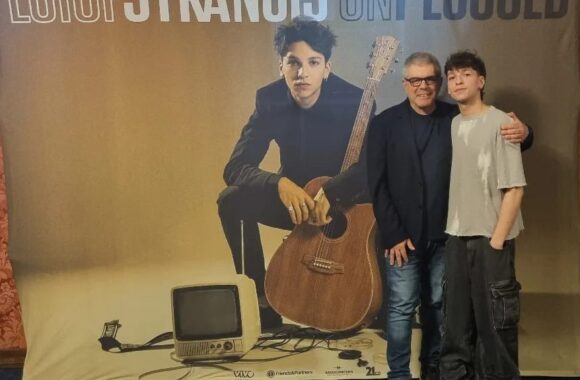 TRIONFALE RITORNO A CASA DI LUIGI STRANGIS TRIONFALE RITORNO A CASA DI LUIGI STRANGIS