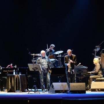 EMOZIONI SENZA FINE CON SERGIO CAMMARIERE GINO PAOLI DANILO REA & BAND, “INSIEME“ AL TEATRO RENDANO DI COSENZA EMOZIONI SENZA FINE CON SERGIO CAMMARIERE GINO PAOLI DANILO REA & BAND, “INSIEME“ AL TEATRO RENDANO DI COSENZA