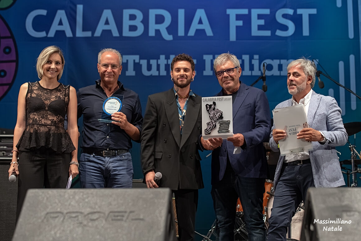 KRAM VINCE A LAMEZIA TERME IL “CALABRIA FEST – RAI RADIO TUTTA ITALIANA 2020“, FESTIVAL DELLA NUOVA MUSICA ITALIANA