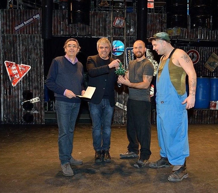 TRIONFO PER GLI STOMP A CATANZARO. TRIONFO PER GLI STOMP A CATANZARO.