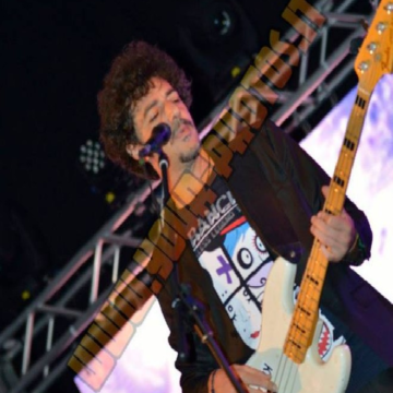 MAX GAZZE’ IN TRIONFO AL TEATRO CILEA DI REGGIO CALABRIA MAX GAZZE’ IN TRIONFO AL TEATRO CILEA DI REGGIO CALABRIA