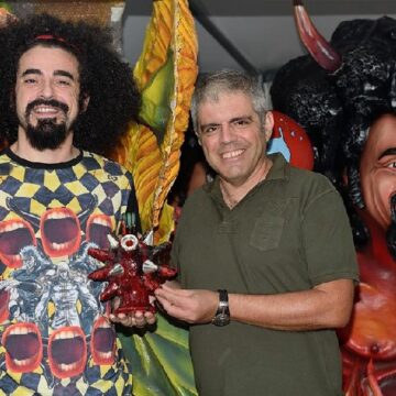 MIGLIOR LIVE D’AUTORE DEL 2014, TRIONFO PER CAPAREZZA PREMIATO A CATANZARO MIGLIOR LIVE D’AUTORE DEL 2014, TRIONFO PER CAPAREZZA PREMIATO A CATANZARO