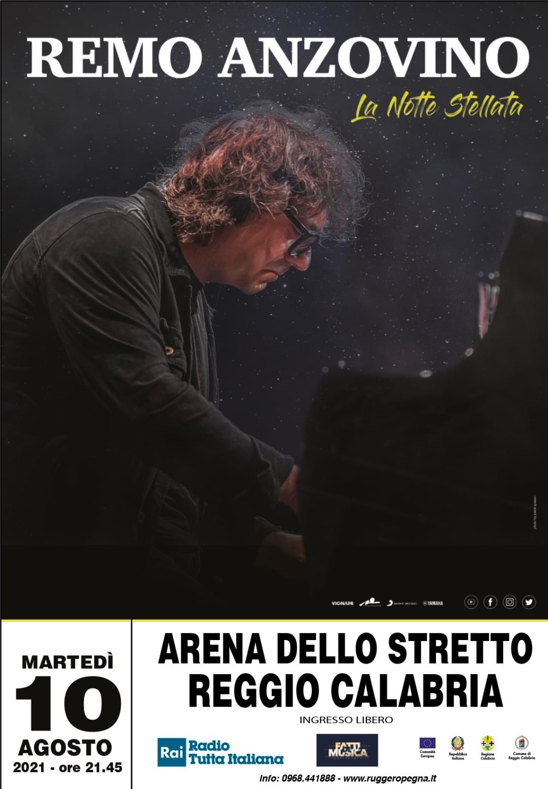 REMO ANZOVINO IINCANTA LO STRETTO NELLA NOTTE DI SAN LORENZO REMO ANZOVINO IINCANTA LO STRETTO NELLA NOTTE DI SAN LORENZO