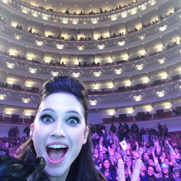 LODOVICA COMELLO: SOLD OUT A CATANZARO E RENDE