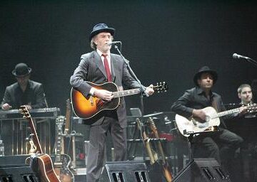 GRANDE SUCCESSO PER FRANCESCO DE GREGORI A COSENZA E LAMEZIA