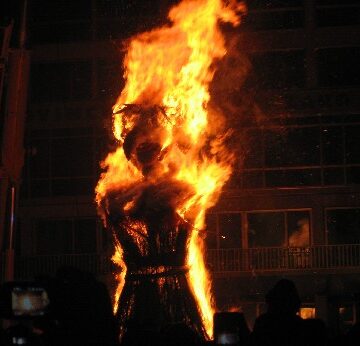 IN MIGLIAIA A LAMEZIA AL FALO´ DELLA BEFANA