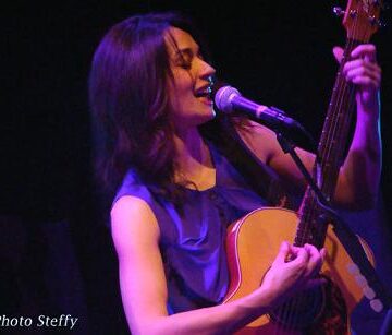 CARMEN CONSOLI INCANTA IL TEATRO GARDEN DI RENDE