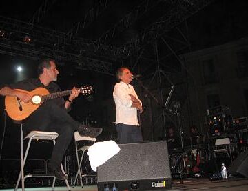 CONCERTO MEMORABILE DI VECCHIONI A LAMEZIA